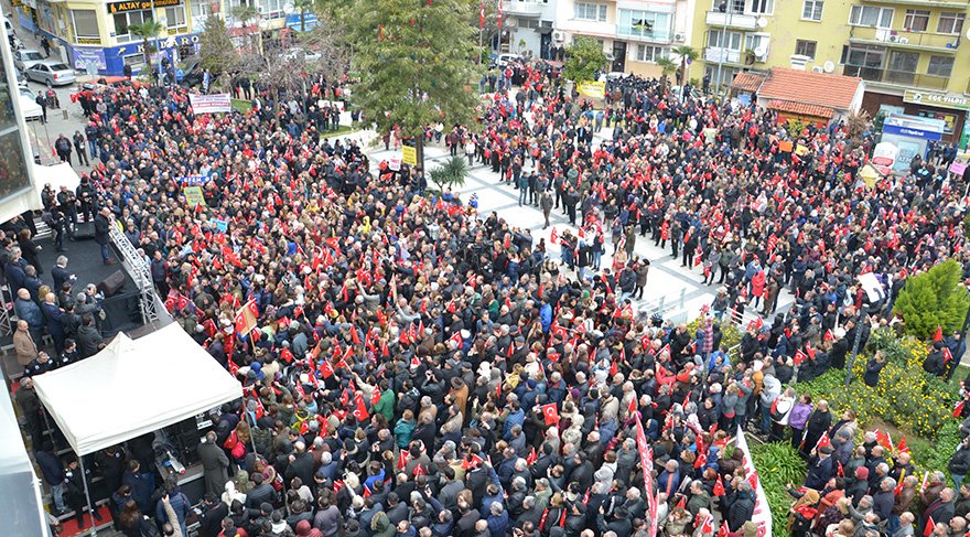 Çalkaya&#039;nın Balçova&#039;dan adaylığı &#039;Cumhurbaşkanına hakaret&#039; suçundan askıya alındı