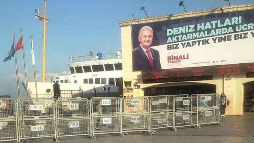YSK&#039;dan AK Parti&#039;nin Kadıköy’deki Binali Yıldırım ve Cumhurbaşkanı Erdoğan Pankartına Yönelik Flaş Karar!