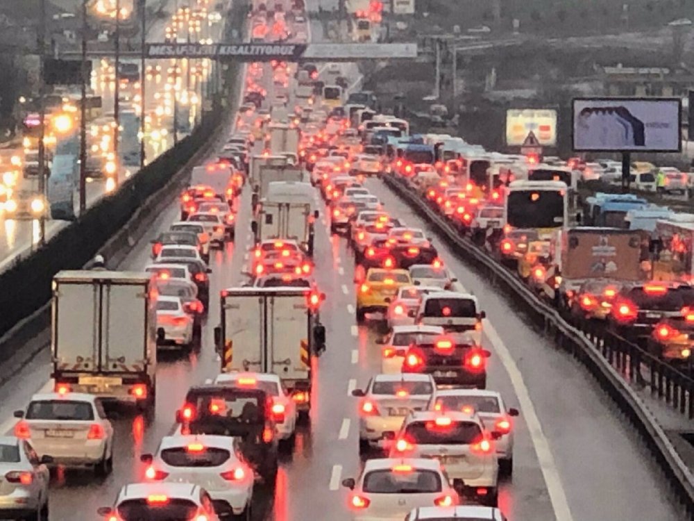 3 Kasım İstanbul Trafiğe kapatılacak yollar hangileri? Vodafone Park İstanbul hangi yollar kapalı?