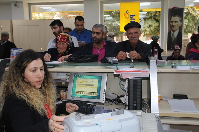 Bakan Selçuk ödeme bekleyenlere müjdeyi verdi! Hemen hesaplarınızı kontrol edin