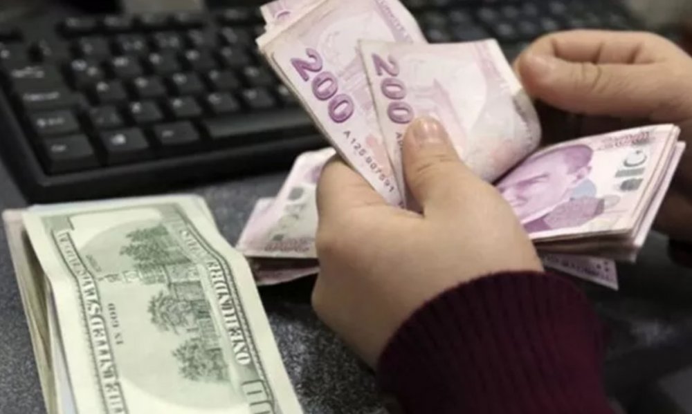 Dolar ve euro fiyatları Hazine ve Maliye Bakanlığı değişiminin ardından düştü!